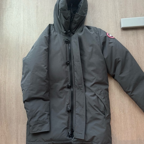 Men’s Canada Goose Chateau Slim Fit Down Parka Graphite XL - Picture 3 of 8